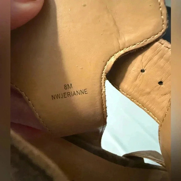 Nine West Size 8 Sandals Heels 3” Block Heels Tan - Picture 2 of 9